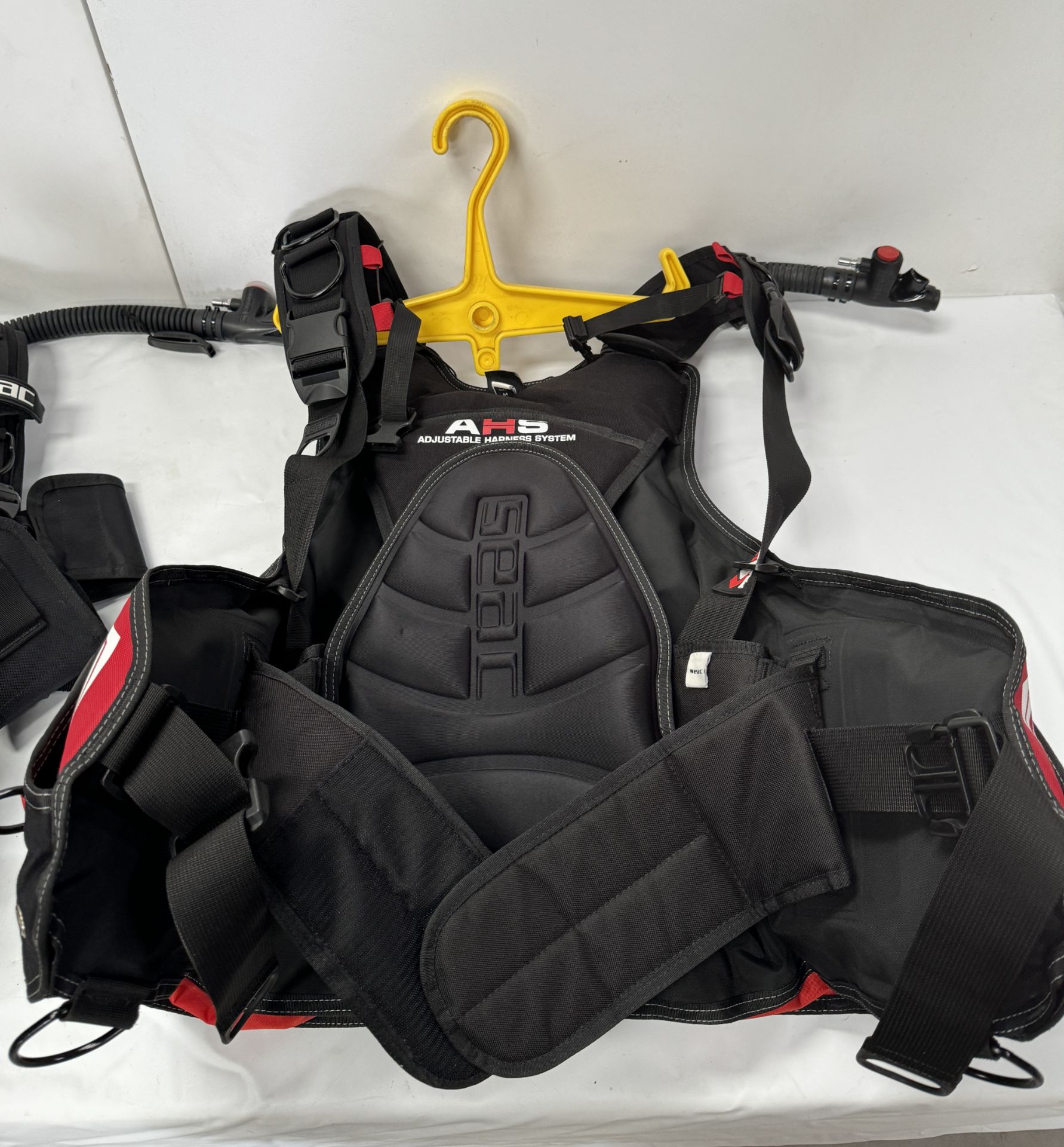 Two SEAC Pro 2000 Buoyancy Compensators (Sizes M & L) (Location: Brentwood. Please Refer to - Image 3 of 5