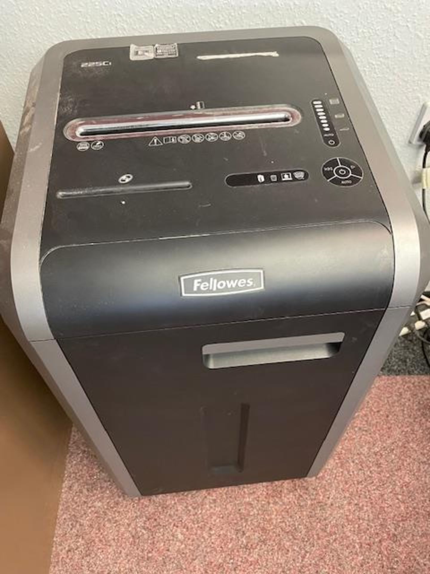 Fellowes 225ci Paper Shredder (Location: Earls Barton. Please Refer to General Notes)