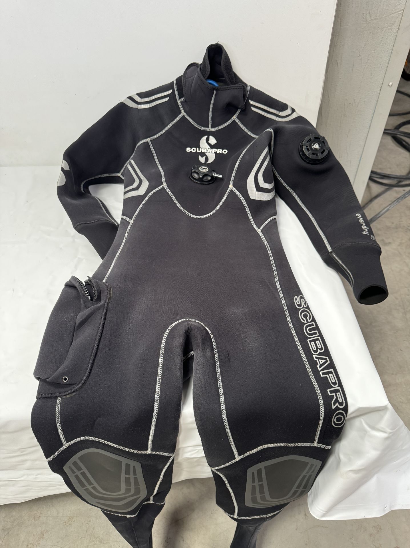 Fourth Element Technical & Hydrotech Scuba Pro Wetsuits (Location: Brentwood. Please Refer to - Image 8 of 9
