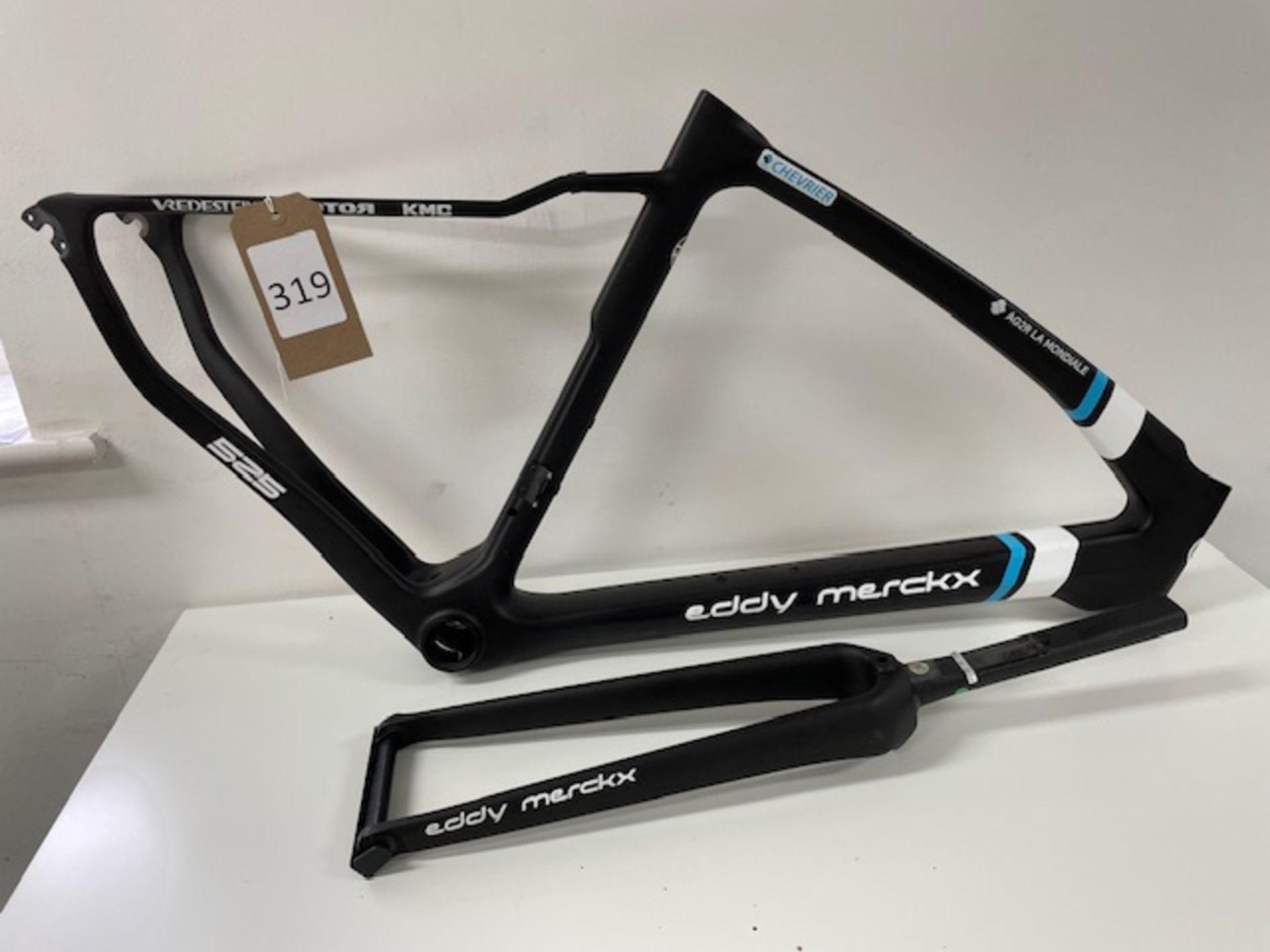 Eddie Merckx “Ex team AG2R 525” Frame (XS 51cm), Serial Number 252268, Fork & Rim Brake (Location: