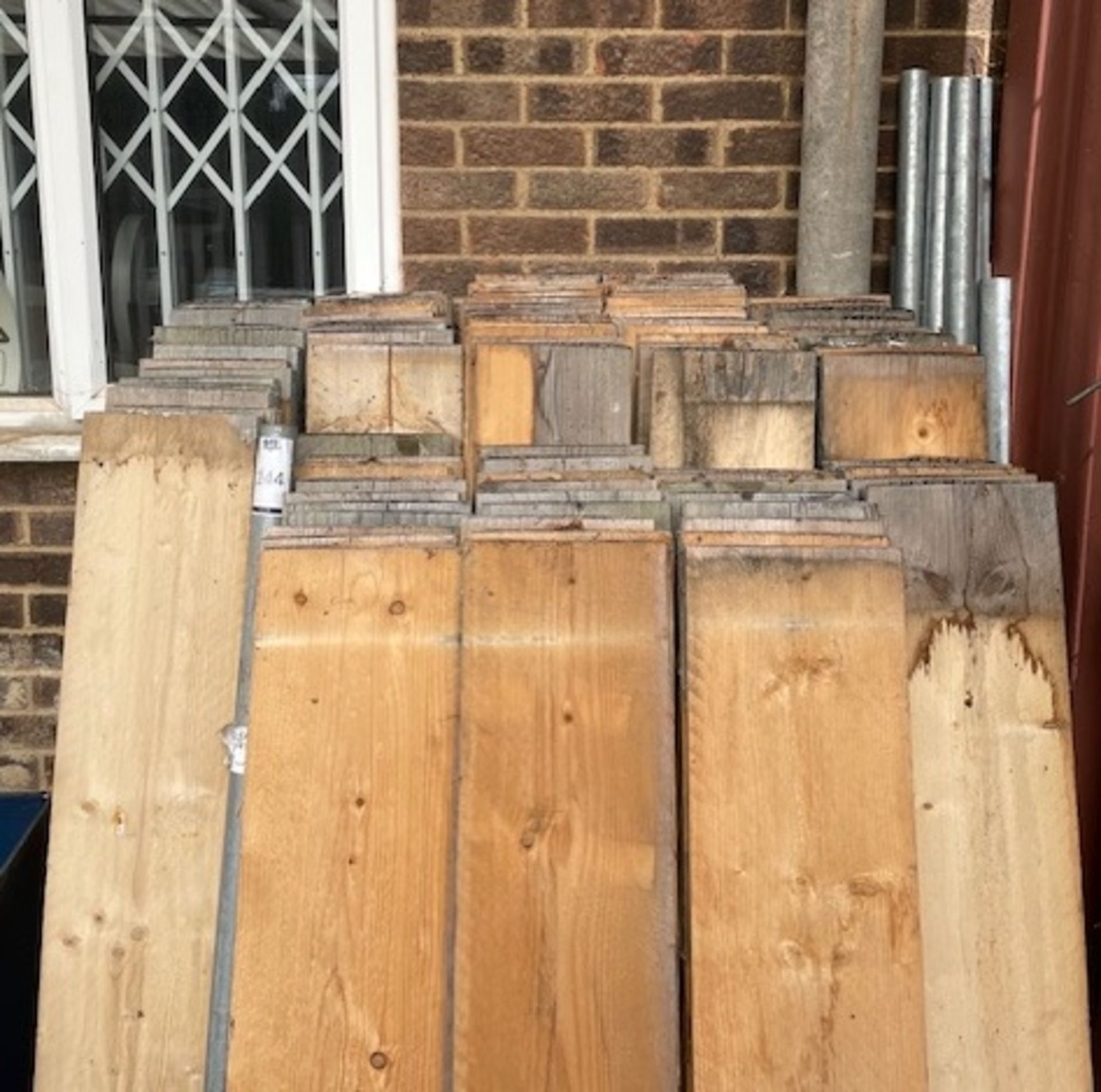 Quantity of Galvanised Scaffold Tube, Fittings, Boards & Base Plates (Rear Yard) (Location: Earls - Image 2 of 4