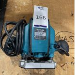 Makita RP0900 Router, 240v (Location: Earls Barton. Please Refer to General Notes)