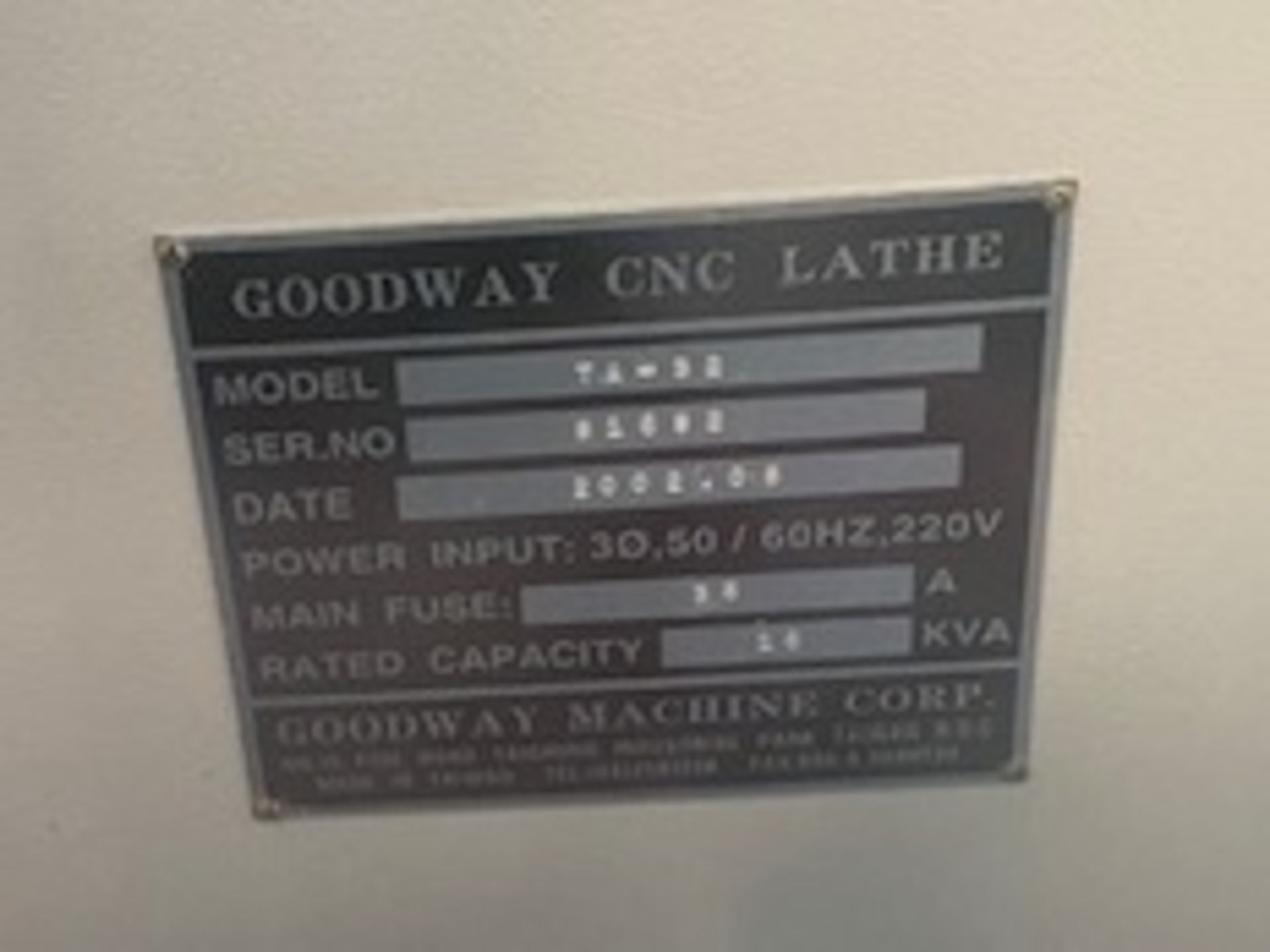 Goodway TA-32 CNC Lathe (2002) Serial Number 81692 with Goodway BF-654 Bar Feed (Location: Earls - Image 8 of 10