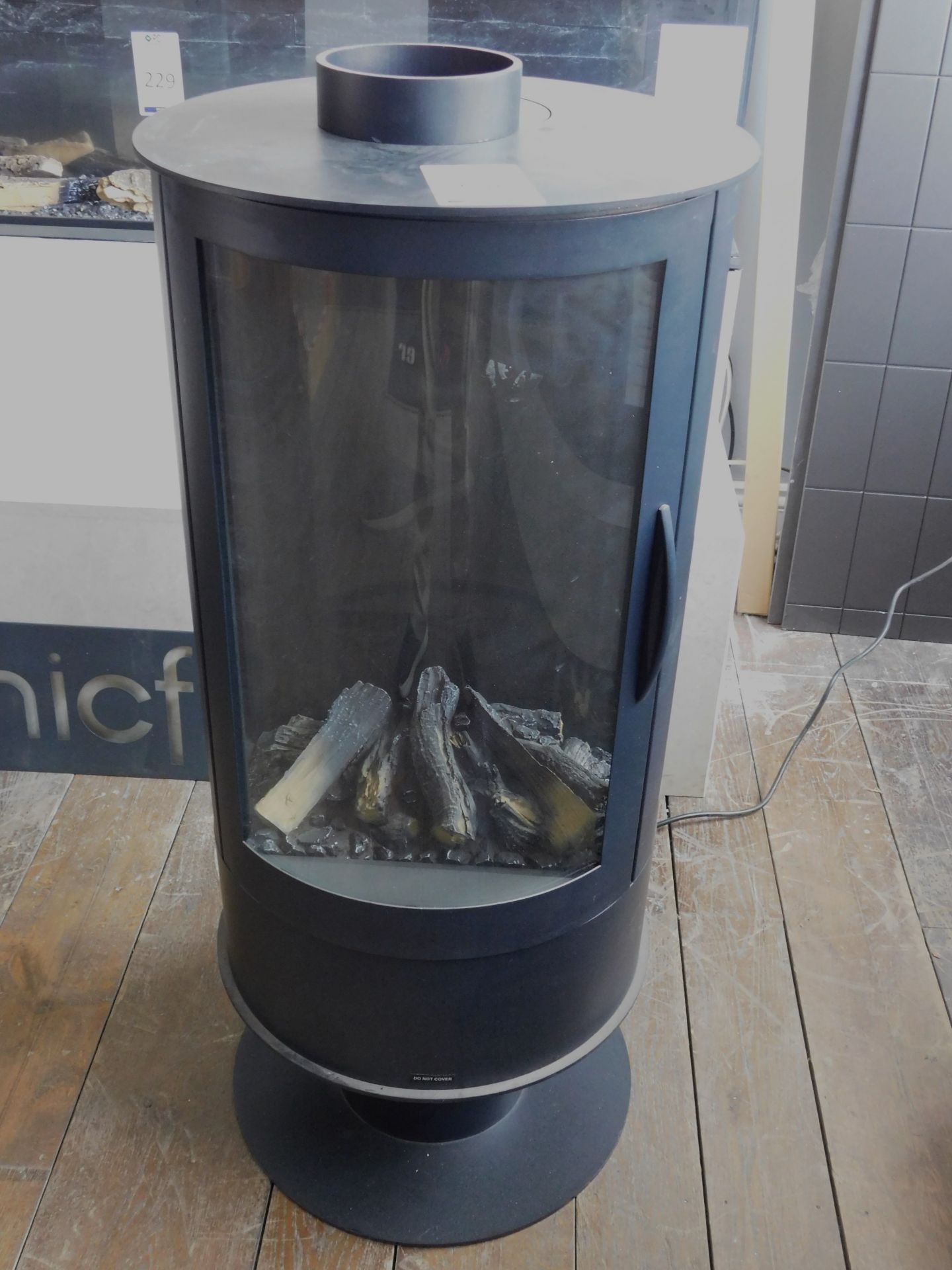 Ex-Display Cast Metal Cylindrical Stove (Where the company’s description/price information is