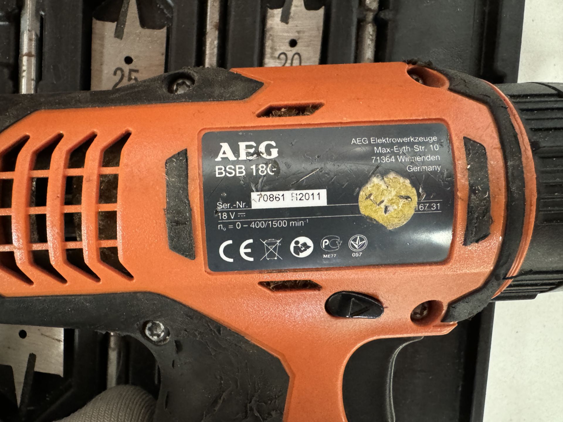 AEG BSB 18G Cordless Drill with Two Batteries &Charger and a Ryobi RID1801 Impact Driver with - Image 4 of 6