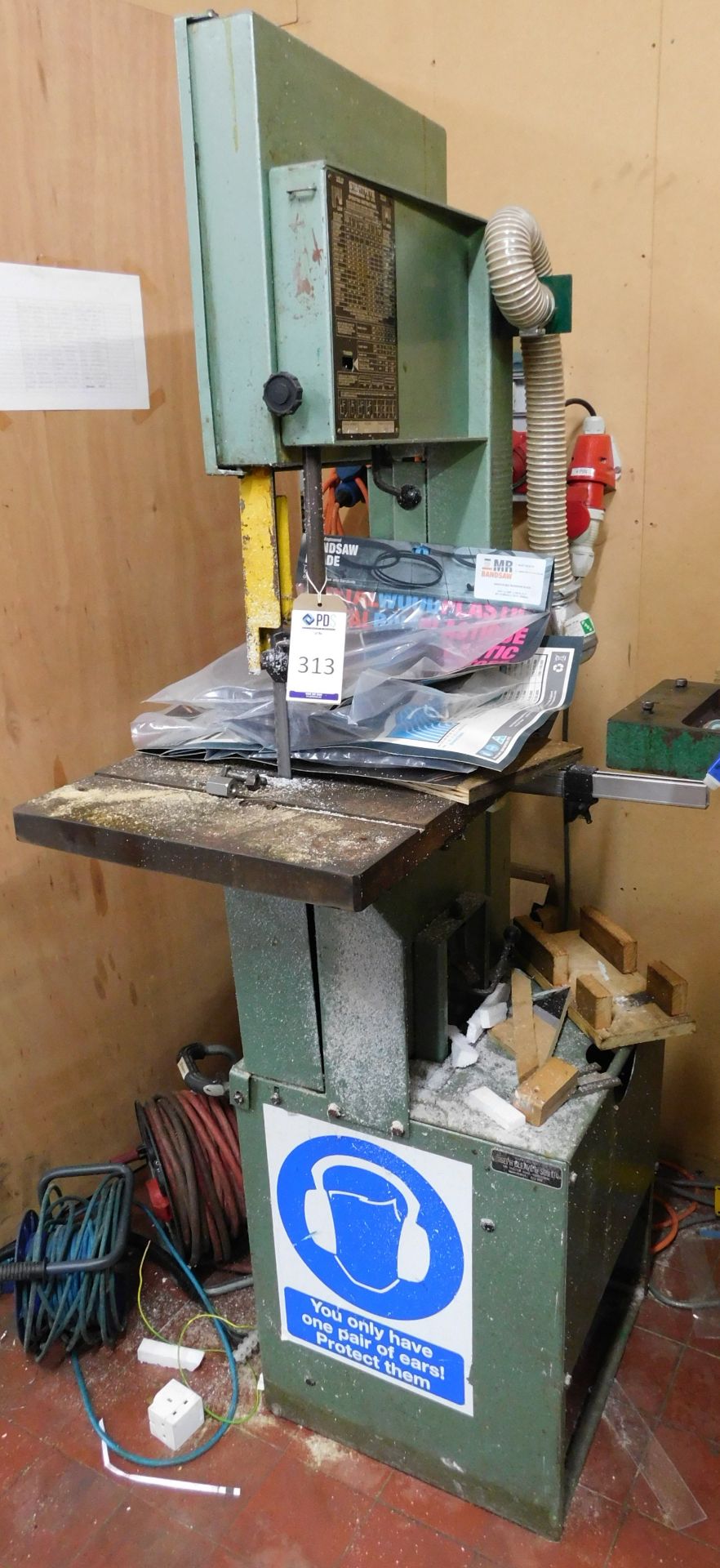 Startrite 352 Vertical Band Saw (Location: Bolton. Please Refer to General Notes) - Bild 2 aus 7