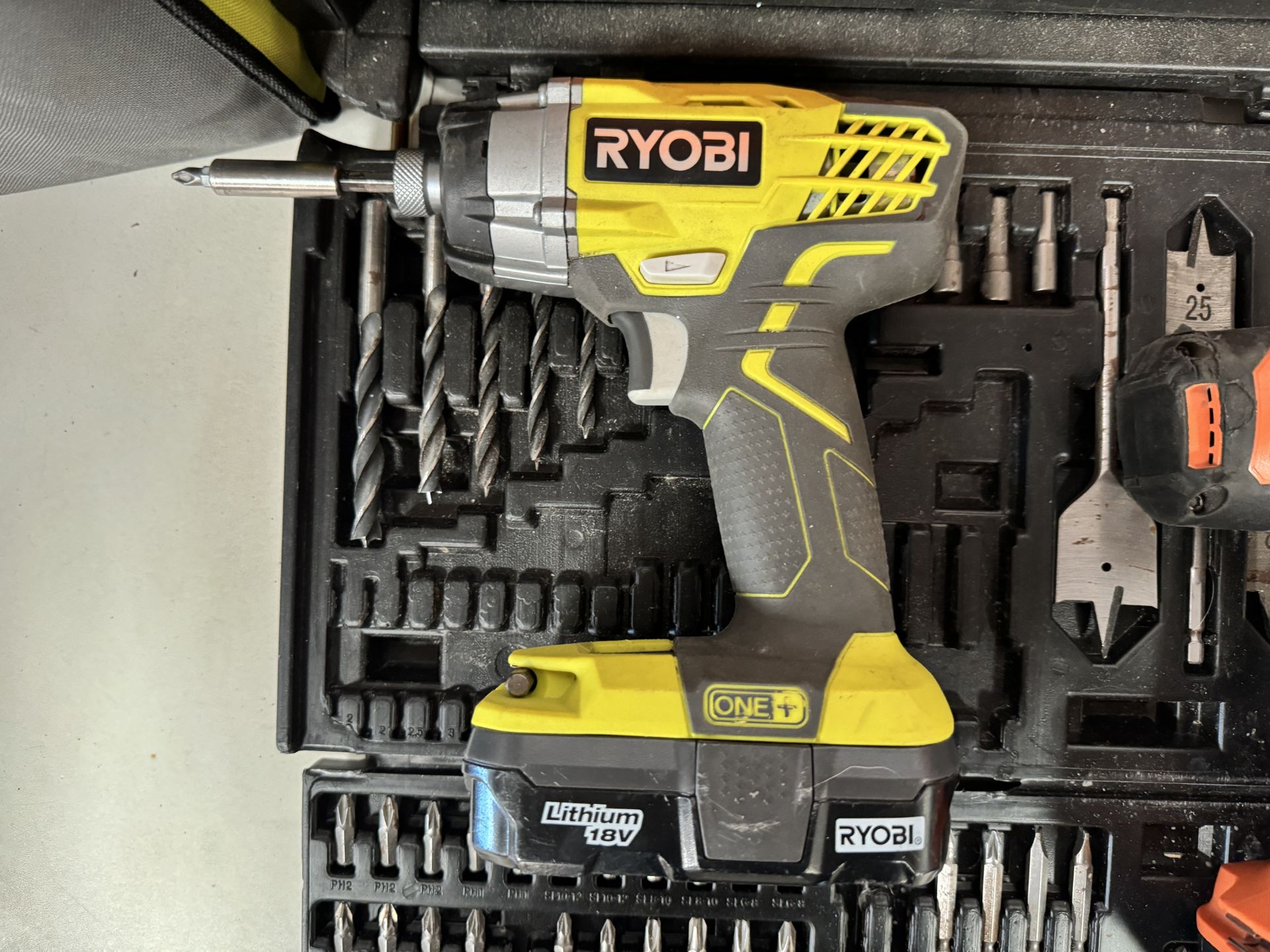 AEG BSB 18G Cordless Drill with Two Batteries &Charger and a Ryobi RID1801 Impact Driver with - Image 5 of 6