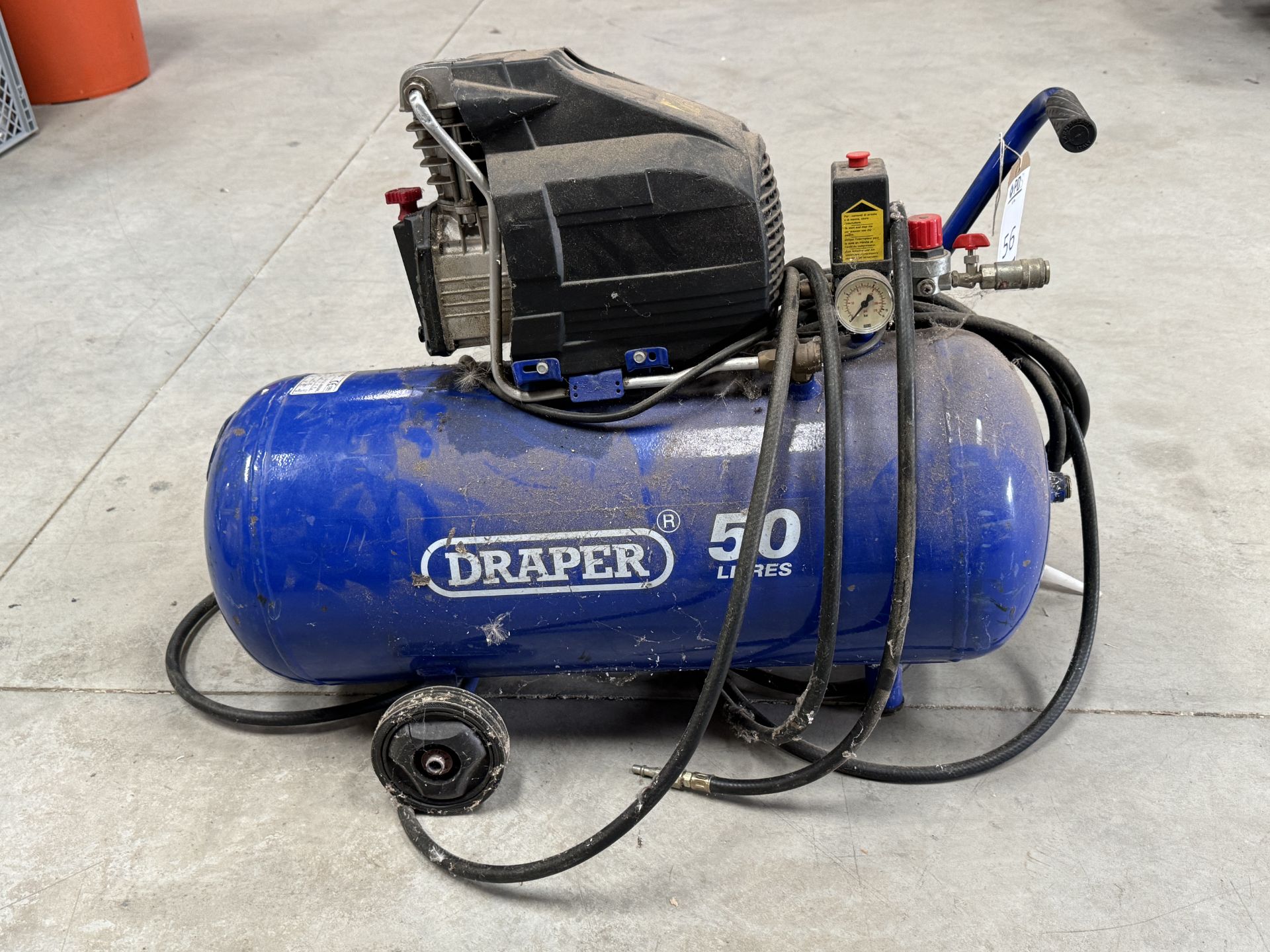 Draper 50 Litre Portable Receiver Mounted Compressor, Serial No. B090075958 (Location: Brentwood.