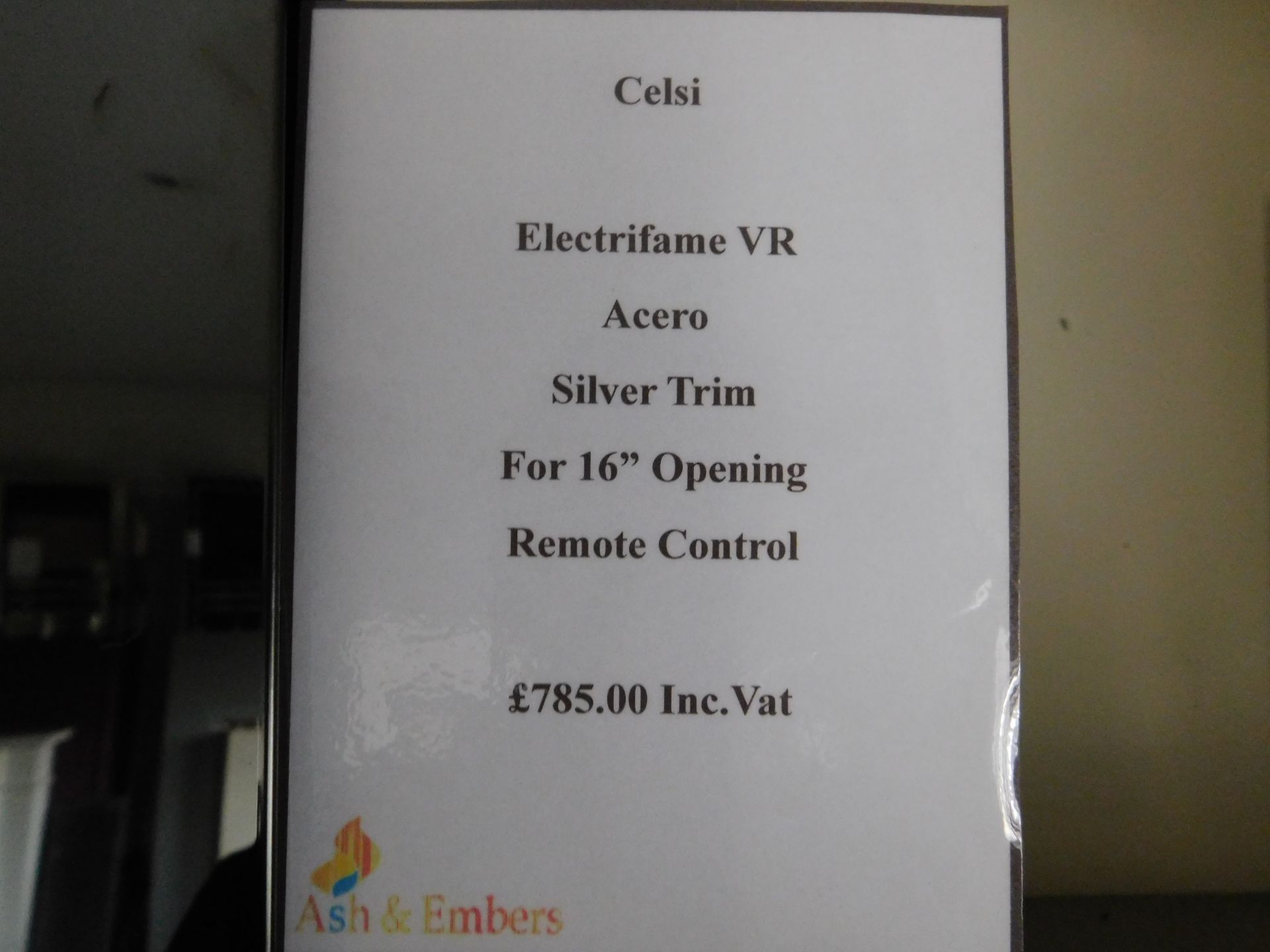 Ex-Display Celsi “Electrifame VR Acero” Inset Fire with Remote (Where the company’s description/ - Image 2 of 2