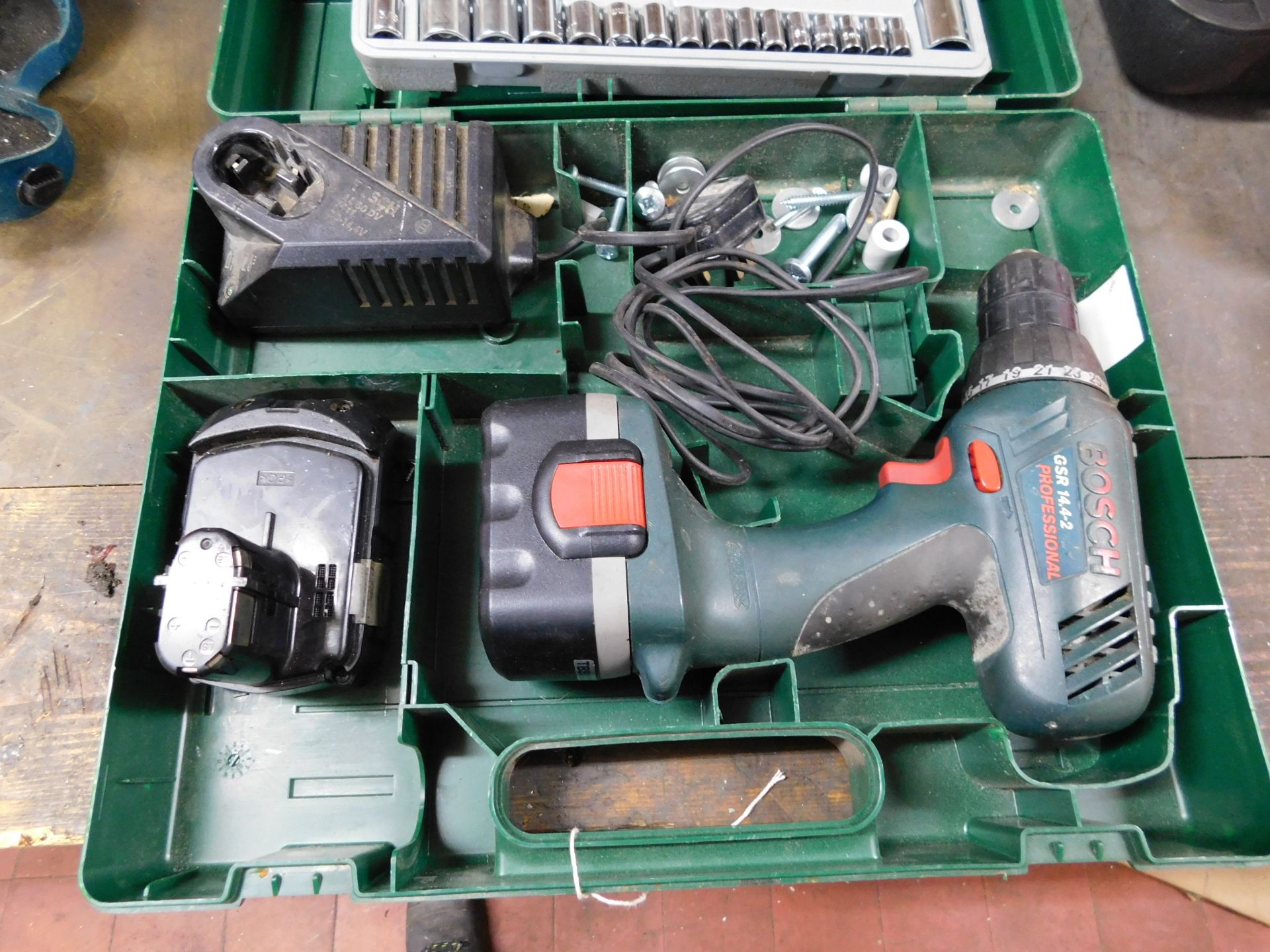 Bosch GSR14.4-2 Cordless Drill, Cordless Torch & Socket Set (Location: Bolton. Please Refer to - Image 2 of 4