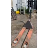 BT Pallet Truck (Location: Romford. Please Refer to General Notes)