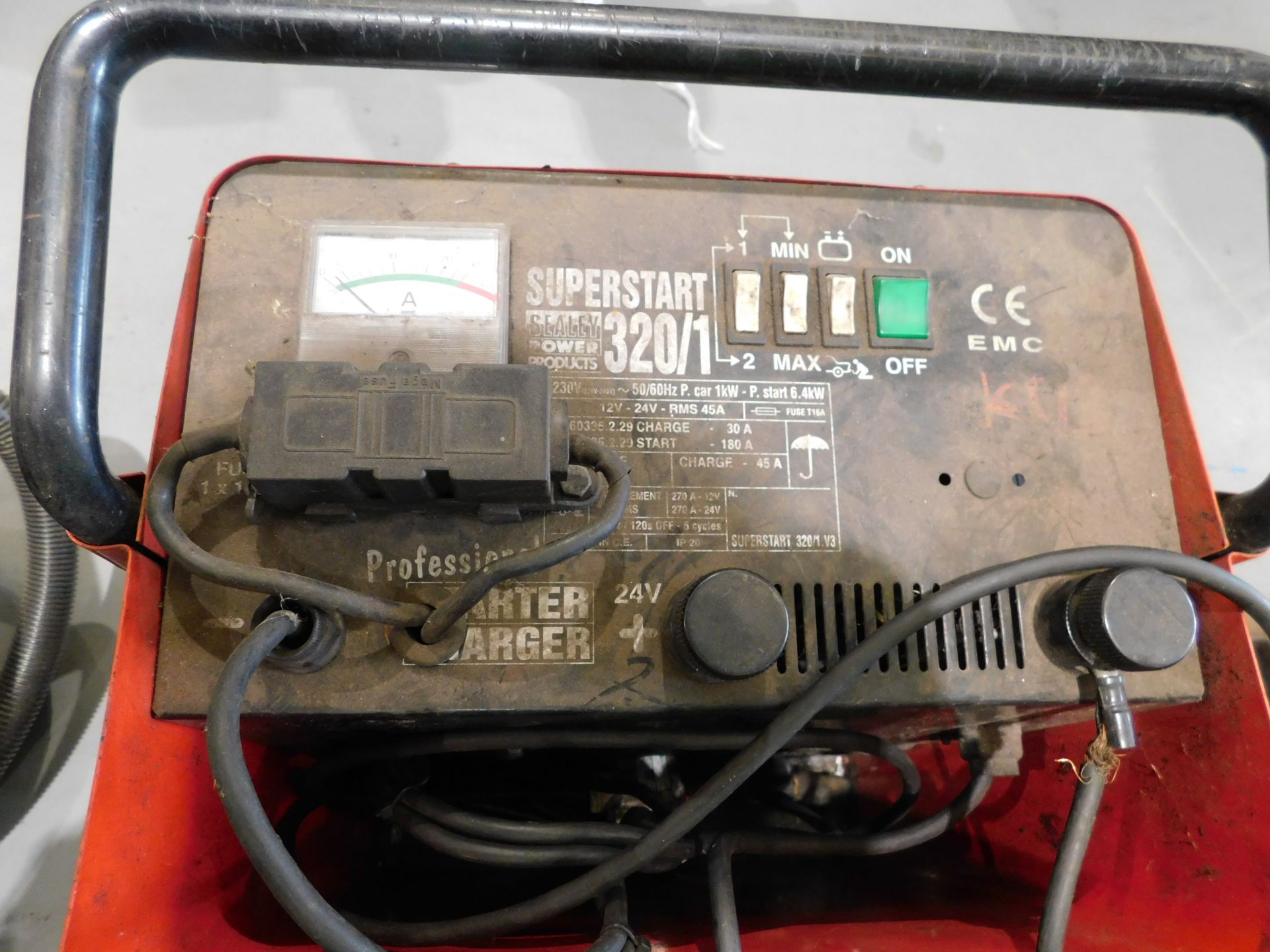 Sealey 321/1 12/24v Charger/Starter (Located Rugby. Please Refer to General Notes) - Bild 3 aus 3