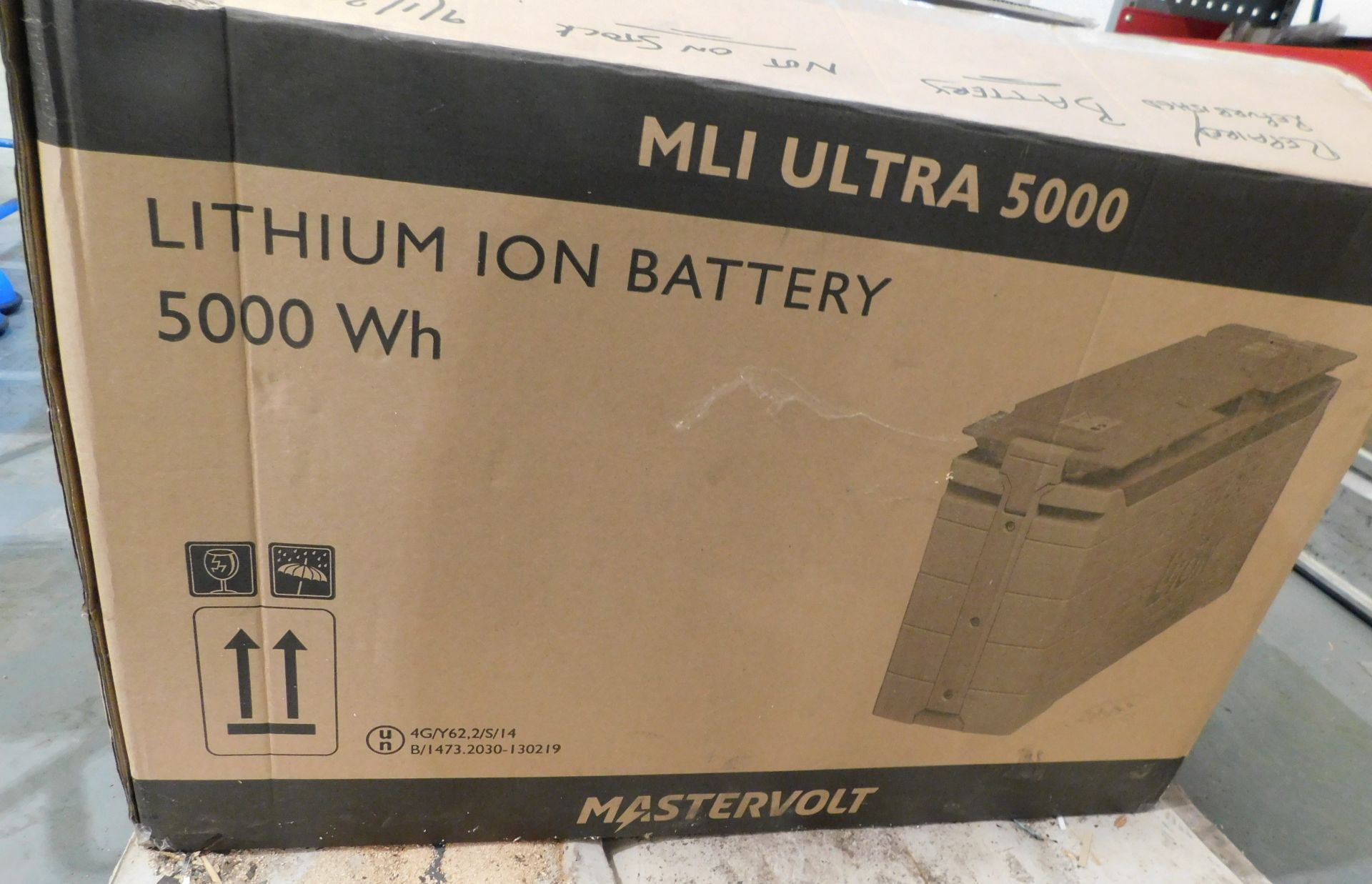 MasterVolt Ultra 5500 24v 200ah Lithium Battery (Located Rugby. Please Refer to General Notes) - Image 4 of 4