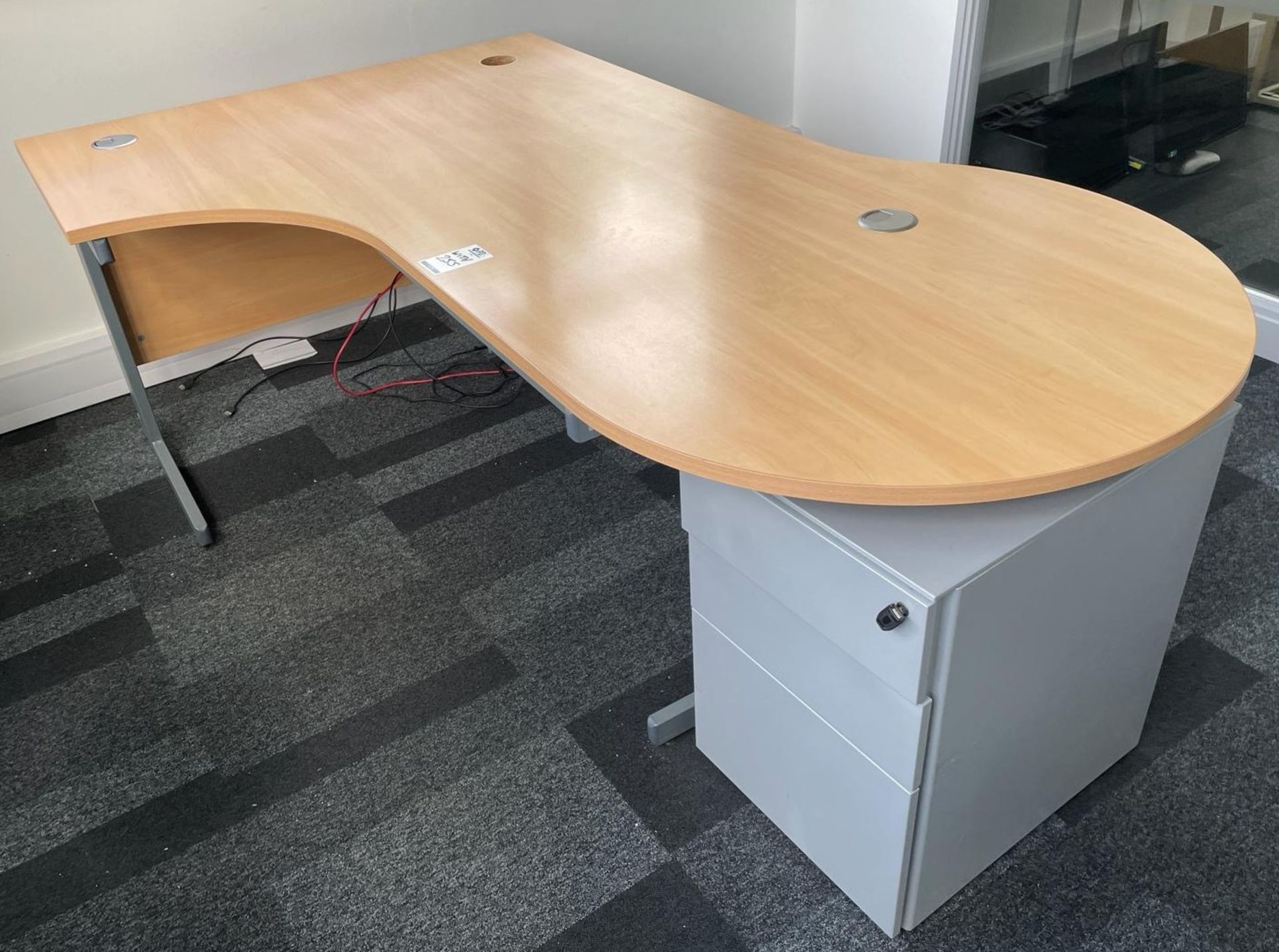 Contents of 2 Offices to Include Electric Linak Beech Effect Rise & Fall Desk, Beech effect Curved - Image 4 of 4