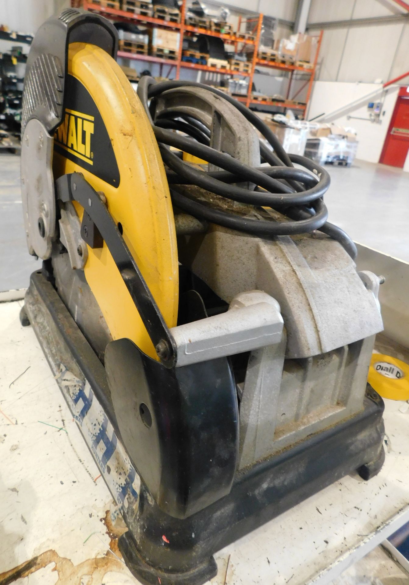 DeWalt DW872L/XW Portable Cut off Saw. 110v, Serial Number 300817 (Located Rugby. Please Refer to - Image 4 of 5
