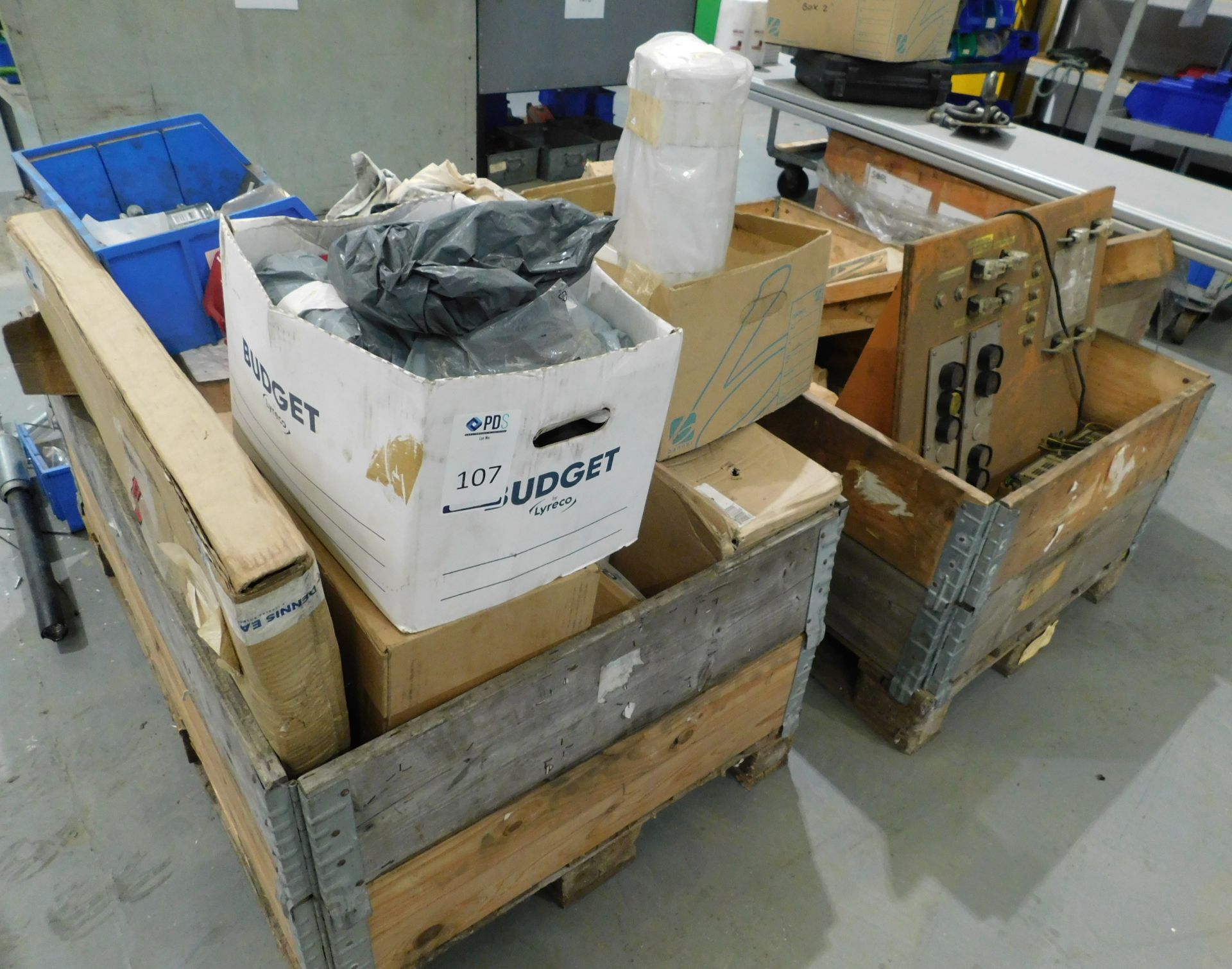 3 Pallets of Various Commercial Spares & Parts to Include, Iveco, Dennis Eagle, Mercedes, Mitsubishi