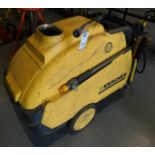 Karcher HDS895M Eco 32amp Pressure Washer (Located Rugby. Please Refer to General Notes)