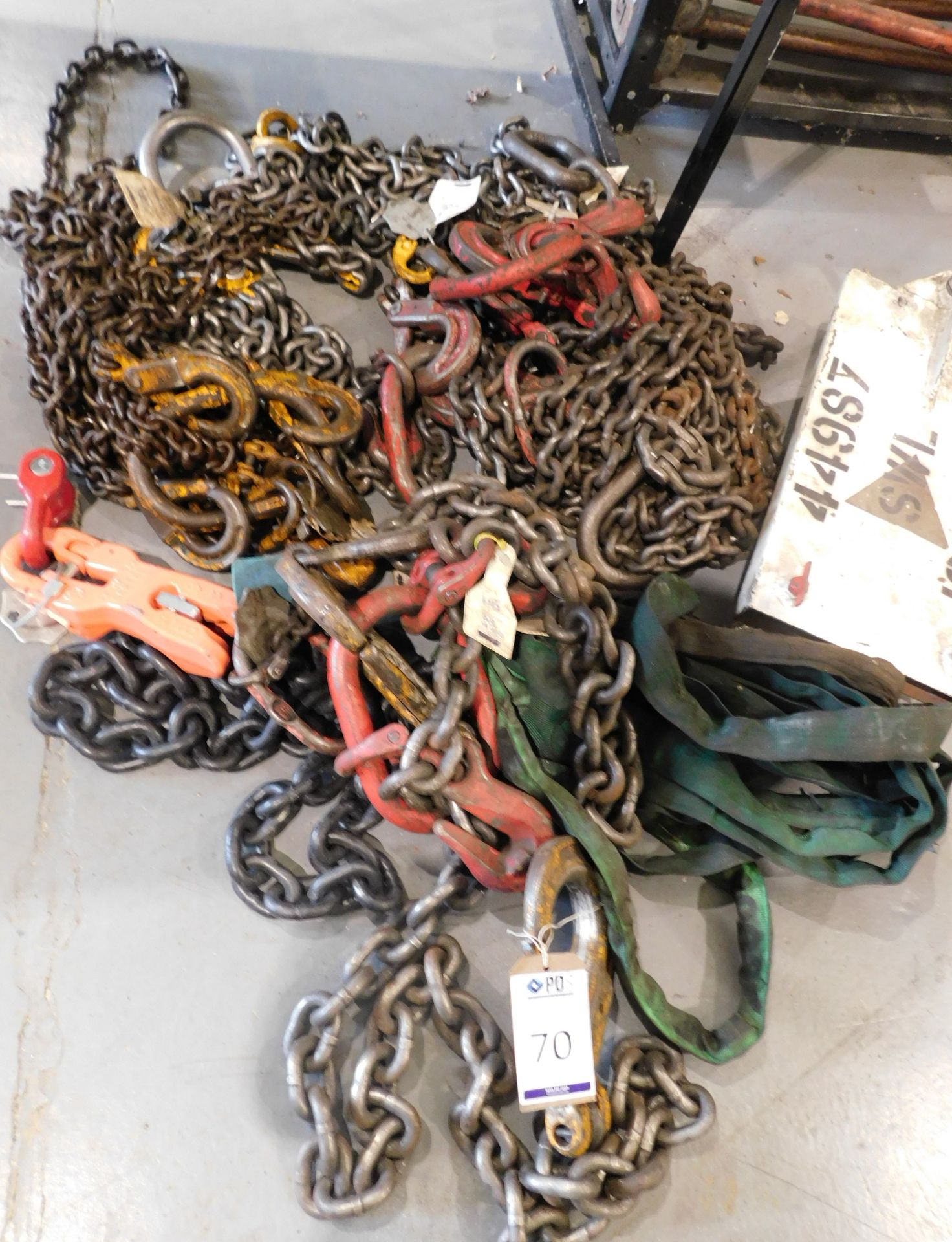 Quantity of 2 & 4 Leg Lifting Chains, Plate Clamp, Webbing Slings & Large D Shackles (Located Rugby.