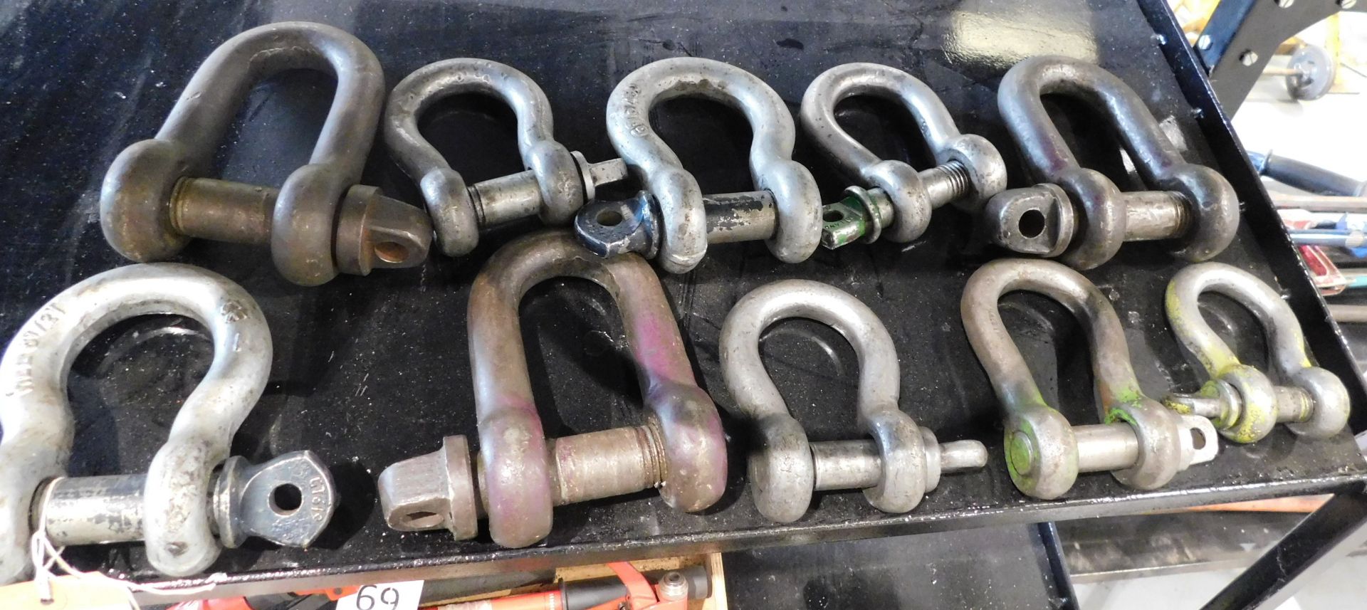 Quantity of 2 & 4 Leg Lifting Chains, Plate Clamp, Webbing Slings & Large D Shackles (Located Rugby. - Image 2 of 2