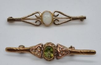 9ct gold opal bar brooch together with a 9ct gold peridot bar brooch. 6.4g approx. (2) (B.P. 21% +