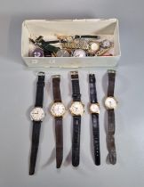 Box of vintage and other watches to include: Invicta, Universal Geneva, cocktail style watch,