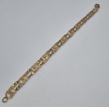 9ct gold ladies bracelet with pierced repeating design. 3.4g approx. (B.P. 21% + VAT)