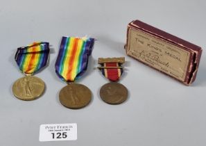 Two WWI Victory 1914-19 Medals awarded to: 45369 Private G T Griffiths, Welsh Regiment and 220396