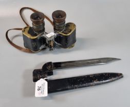 Pair of French WWI period field glasses marked 'Hunsicker & Elexis, Paris' with British crows foot