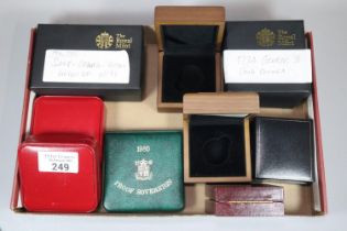 Collection of The Royal Mint Sovereign and other gold coin boxes (No coins). (B.P. 21% + VAT)