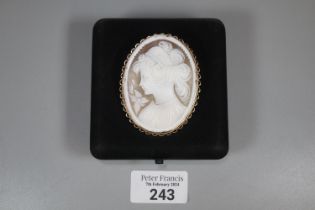 9ct gold cameo portrait brooch of large proportions in associate box. (B.P. 21% + VAT)