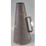 Vintage copper acoustic cone shaped blow horn. (B.P. 21% + VAT)