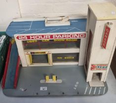 Vintage battery operated Corgi garage '24 Hour Parking', with three levels. (B.P. 21% + VAT)