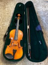 Cased Student Violin with bow, appearing unmarked. (B.P. 21% + VAT)