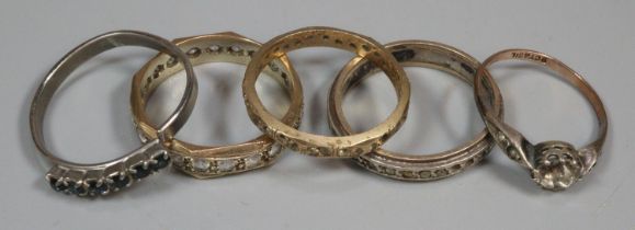 Collection of 9ct gold, silver and other dress rings. (5) (B.P. 21% + VAT)