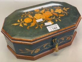 Modern Sorrento style jewellery box decorated with flowers and foliage. With key. (B.P. 21% + VAT)
