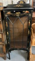 Early 20th century lacquered single door display cabinet in Chinoiserie style. (B.P. 21% + VAT)