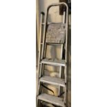 An aluminium folding step ladder and an aluminium extending ladder. (2) (B.P. 21% + VAT)