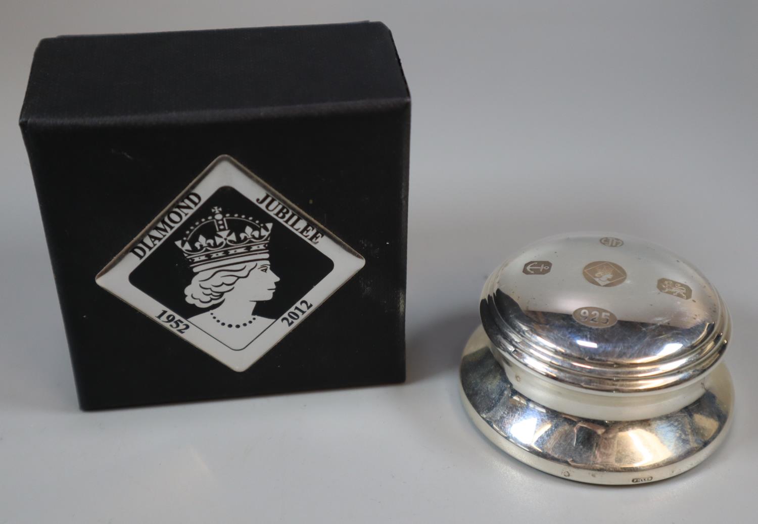 Silver cased commemorative paperweight, Queen's Diamond Jubilee Birmingham 2012 in original box, - Image 2 of 2
