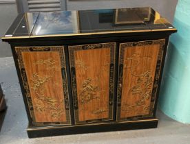 Modern 'Drexel' Chinese style lacquered cutlery cabinet, the doors depicting figures and pagodas
