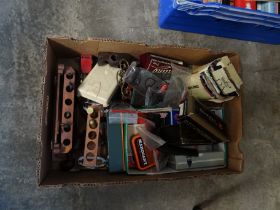 Box of assorted smoking accessories to include: pipe racks, pipes, Sheraton pipe box containing