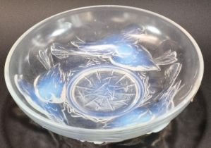 Art Deco opalescent glass bowl, moulded with nesting birds. Signed 'Ezan France'. 25cm diameter x