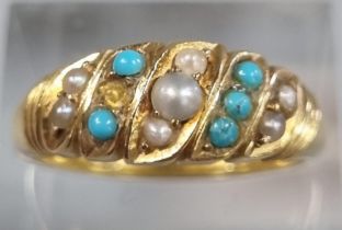 18ct gold pearl and turquoise stone ring. 5.2g approx. Size O1/2. (B.P. 21% + VAT)