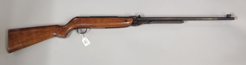 Webley Mark 3 .22 underlever air rifle with half semi-pistol grip stock and fixed sights. OVER 18S