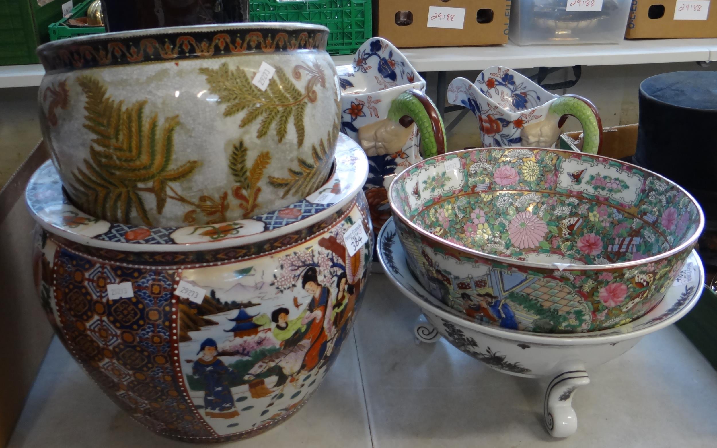 Seven ceramic items to include: modern Chinese polychrome and another centre bowl, oriental design - Bild 2 aus 2