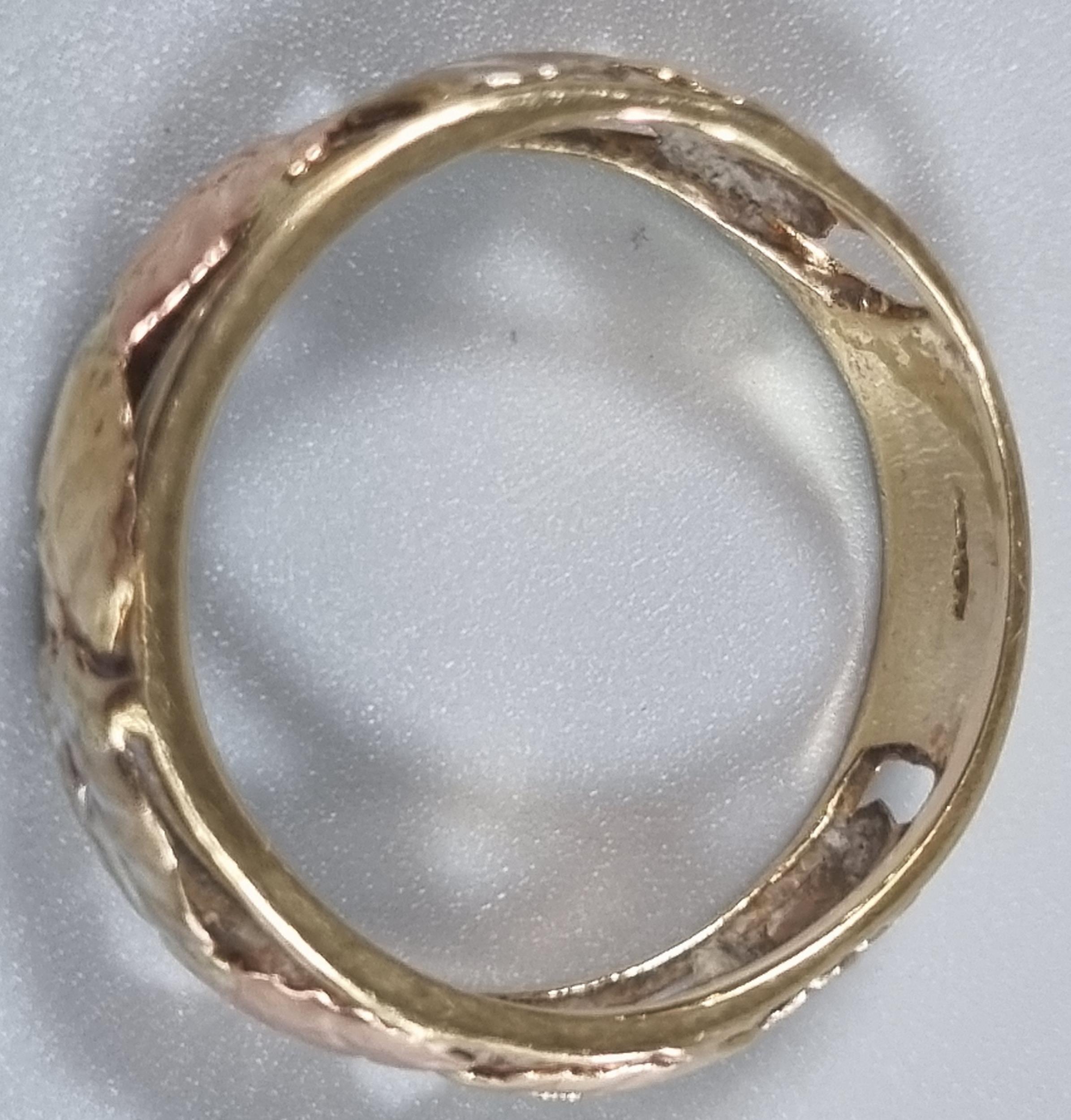 9ct gold in Clogau style ring. 2.3g approx. Size P. (B.P. 21% + VAT) - Image 4 of 4