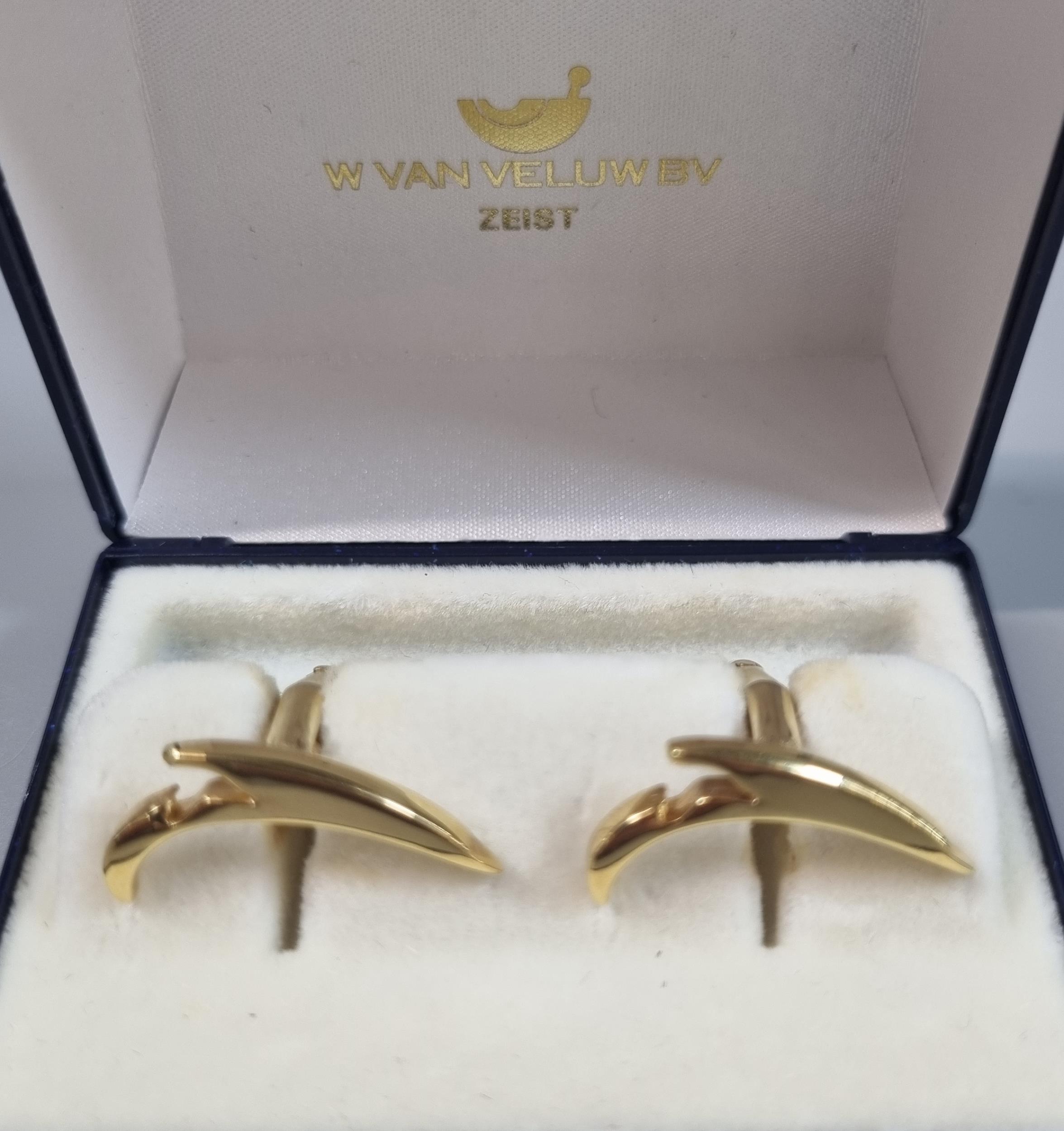 Pair of 14ct gold W Van Veluw BV Zeist cufflinks. 9.5g approx. (B.P. 21% + VAT)