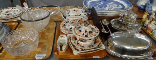 Tray of 19th Century Imari design china to include: square dishes, small lidded soup tureen with