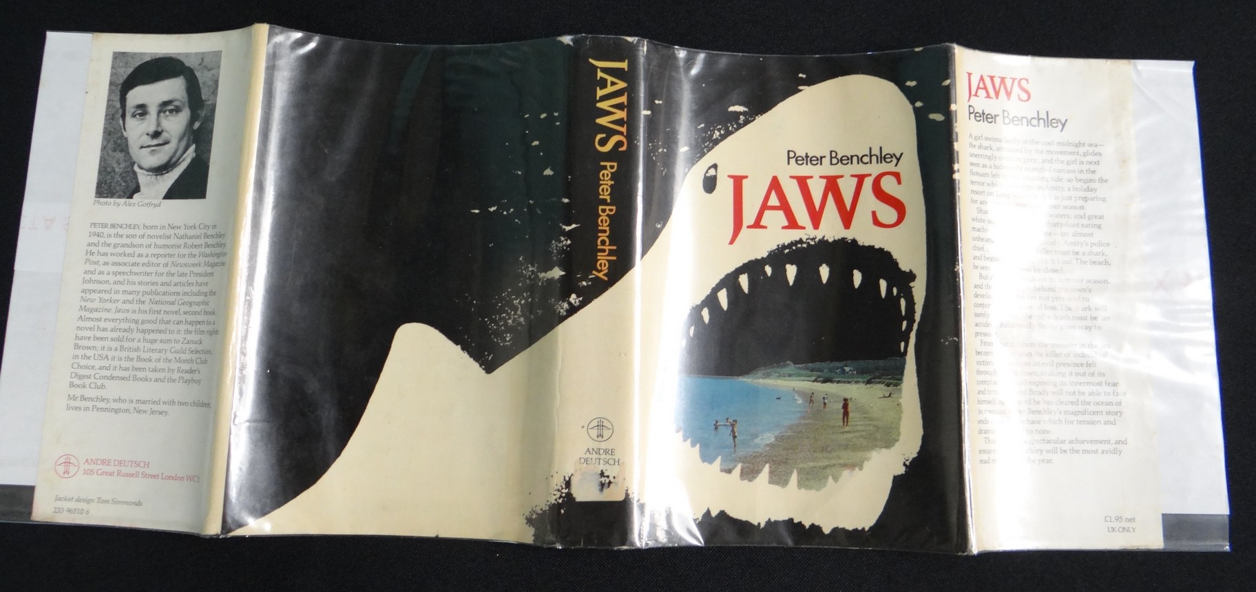 Benchley, Peter; 'Jaws' and 'The Deep', first editions, published by Andre Deutsch, 1974 & 1976. - Image 2 of 10