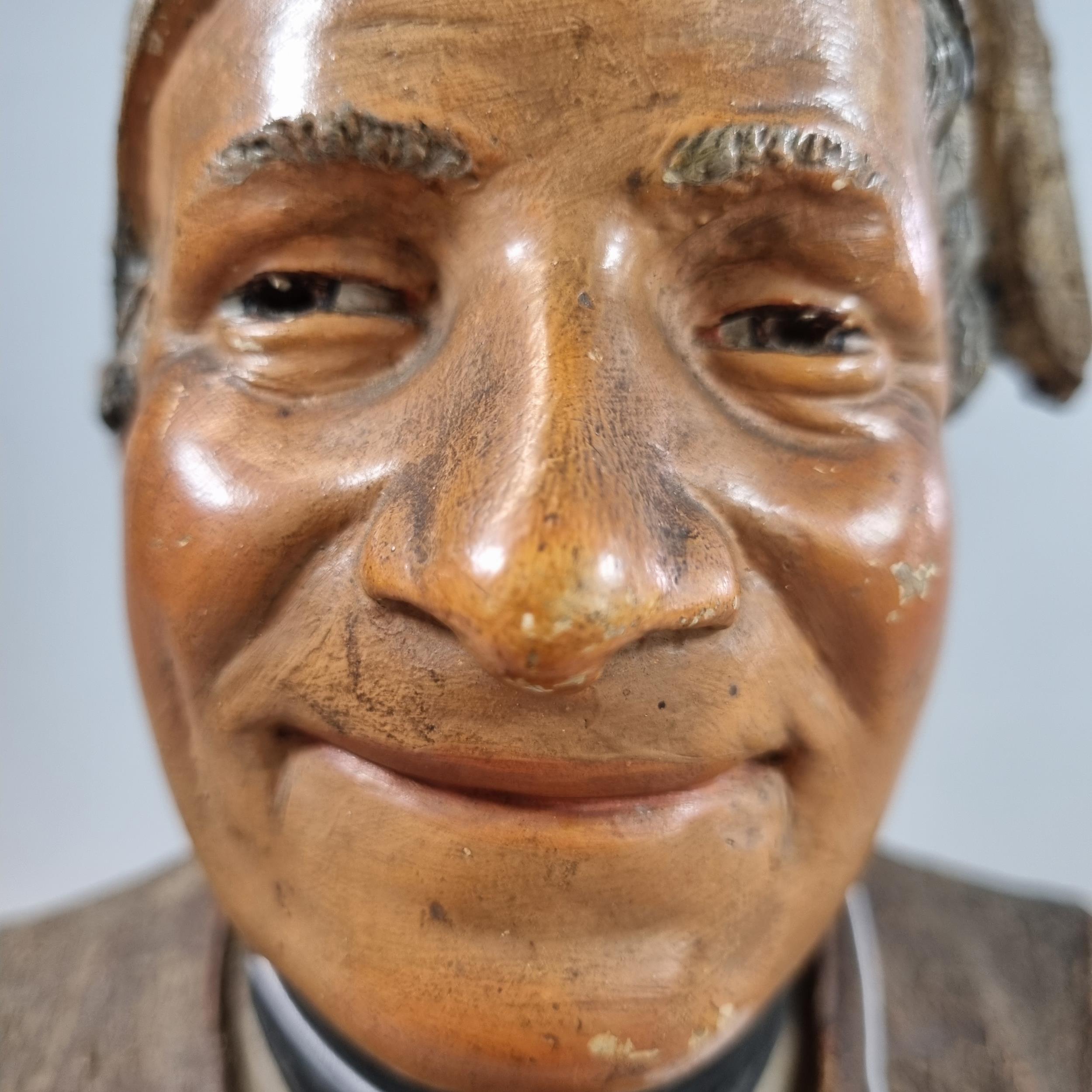 Vintage pottery continental bust of an old man in his night cap, marked to the back 'Wien'. (Vienna) - Image 2 of 4