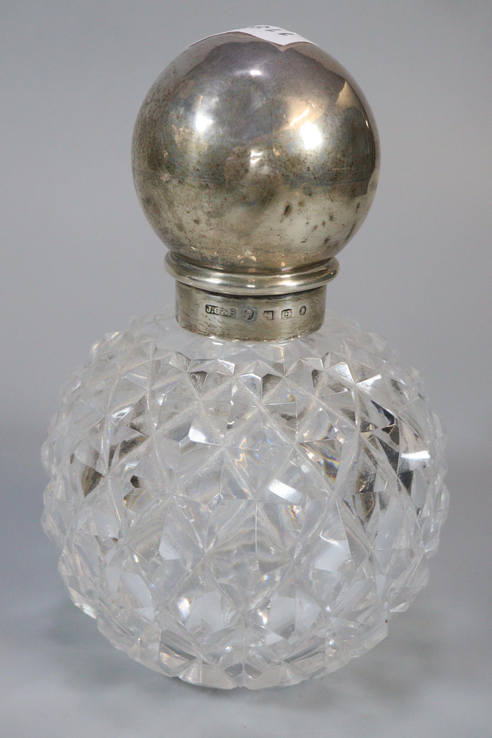 Two silver topped and hobnail cut ladies scent bottles with star-cut bases (2) (B.P. 21% + VAT) - Image 3 of 3